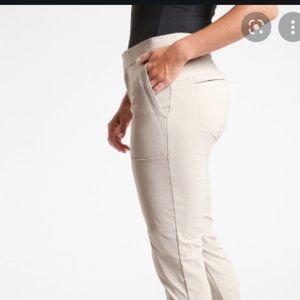 ATHLETA WANDER STASH SKINNY PANT SIZE 2